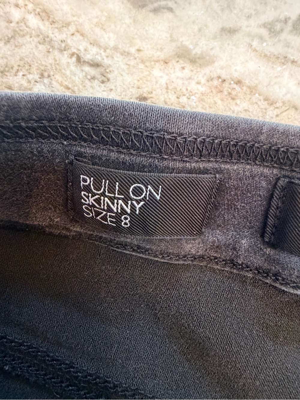 Nine West Jeans Pull-On Skinny Jeans Women’s 8 Black Stretch Mid Rise Jeggings - Picture 4 of 10